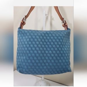 Dooney & Bourke Tote, Shoulder bag